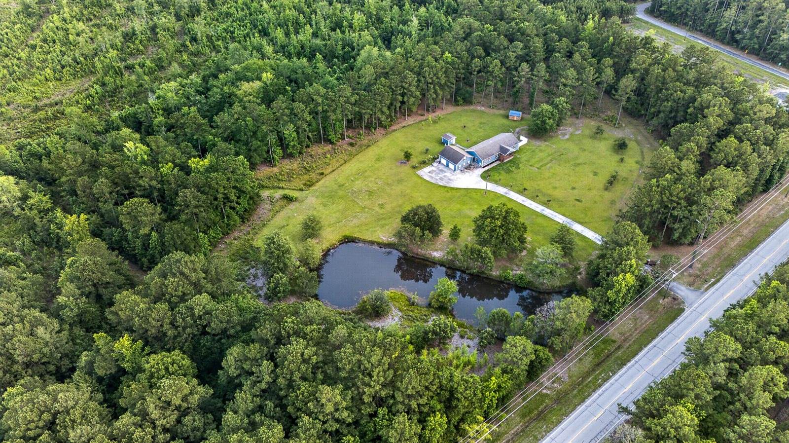 9166 Jefferies Highway, Walterboro, SC 29488