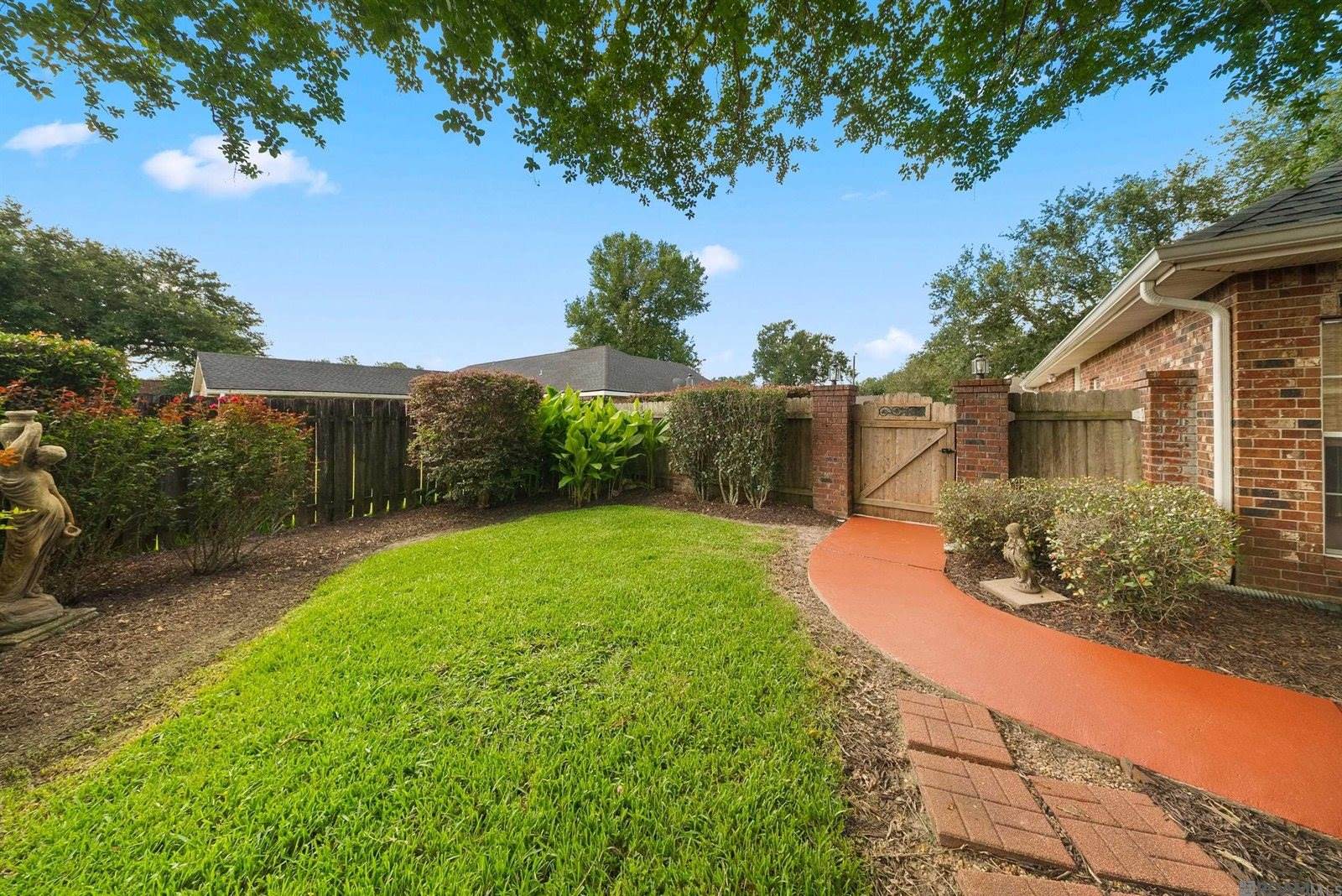 505 Trinity Dr, Thibodaux, LA 70301