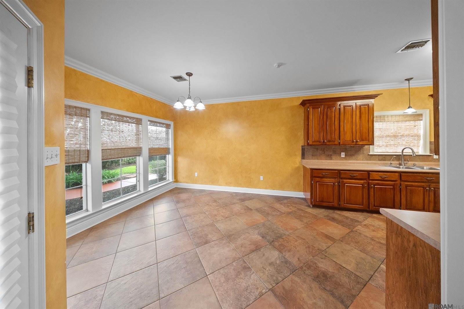 505 Trinity Dr, Thibodaux, LA 70301