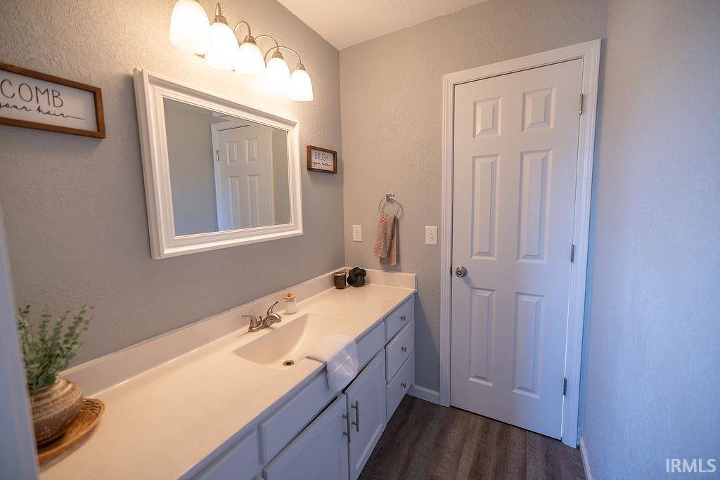 12 Vintage Circle, Scottsburg, IN 47170