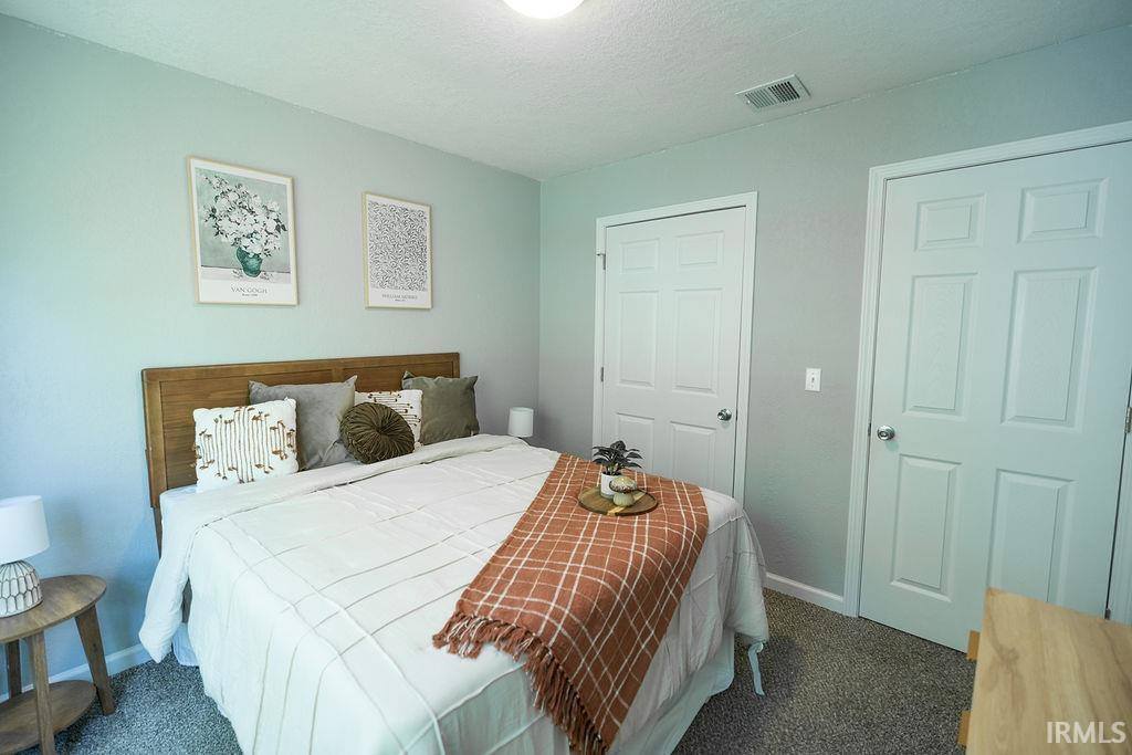 12 Vintage Circle, Scottsburg, IN 47170