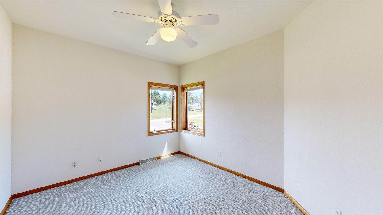 1710 Honey Creek, Plain, WI 53577
