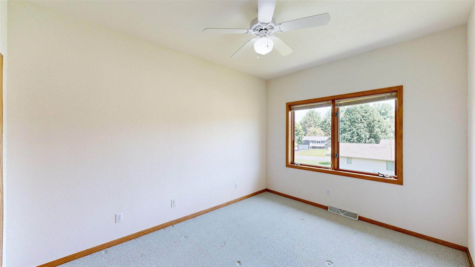 1710 Honey Creek, Plain, WI 53577
