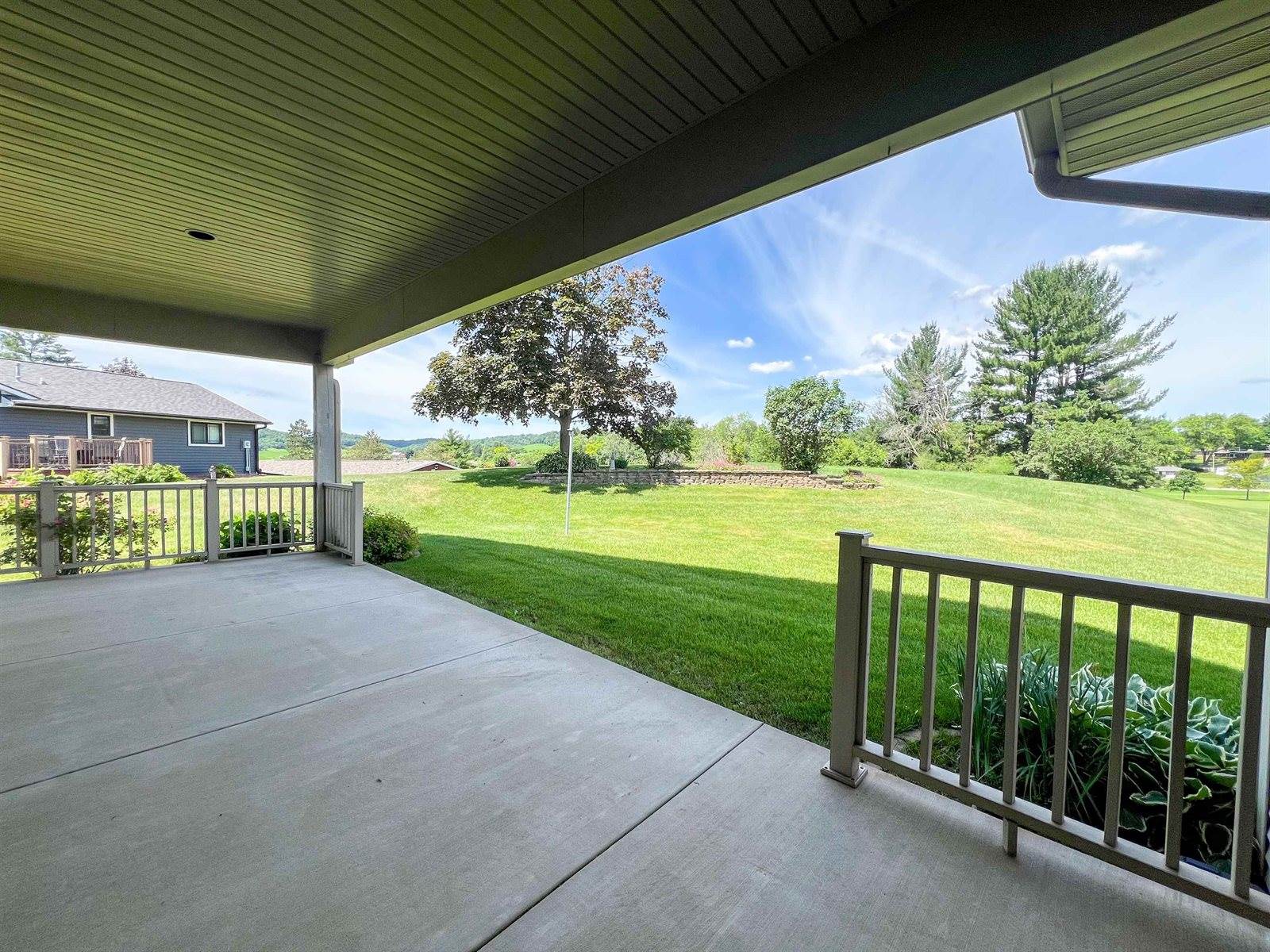 1710 Honey Creek, Plain, WI 53577