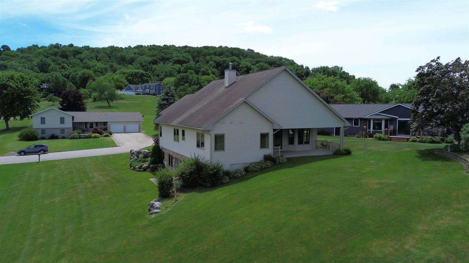 1710 Honey Creek, Plain, WI 53577