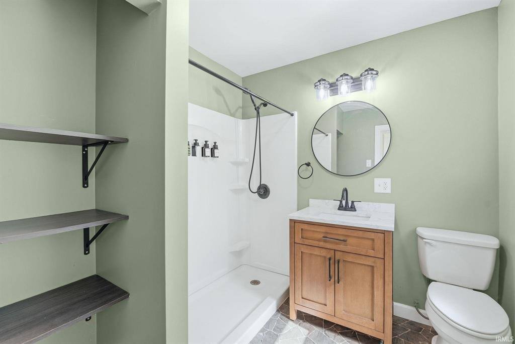 12808 W River Valley, Yorktown, IN 47396