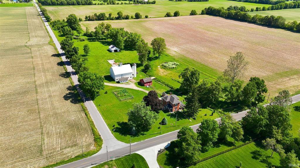 12808 W River Valley, Yorktown, IN 47396