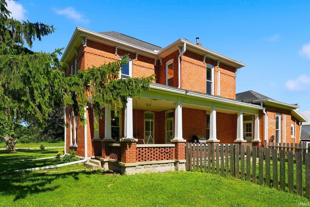 12808 W River Valley, Yorktown, IN 47396