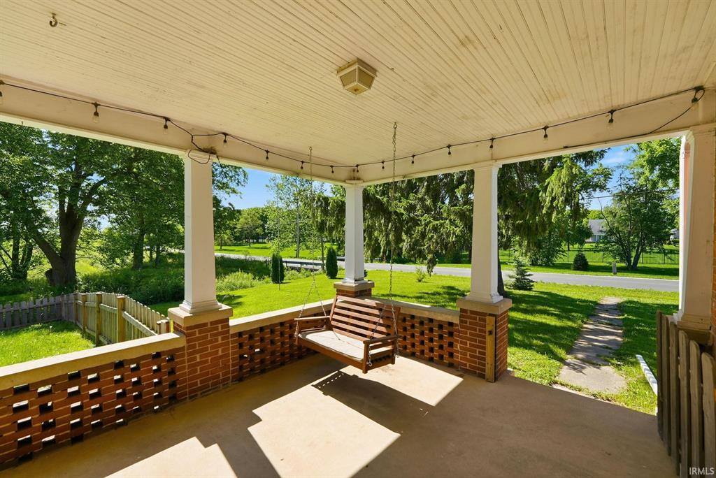 12808 W River Valley, Yorktown, IN 47396