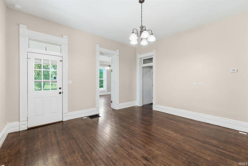 12808 W River Valley, Yorktown, IN 47396