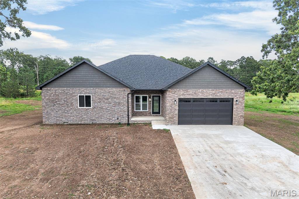 26780 Ontario Drive, Lebanon, MO 65536