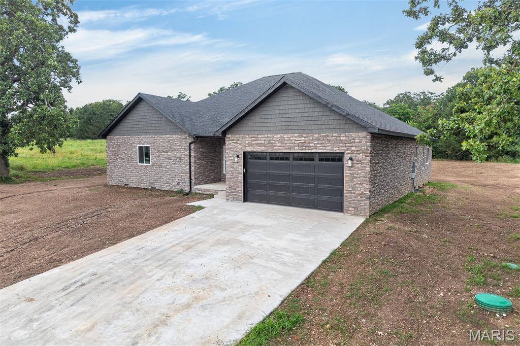26780 Ontario Drive, Lebanon, MO 65536