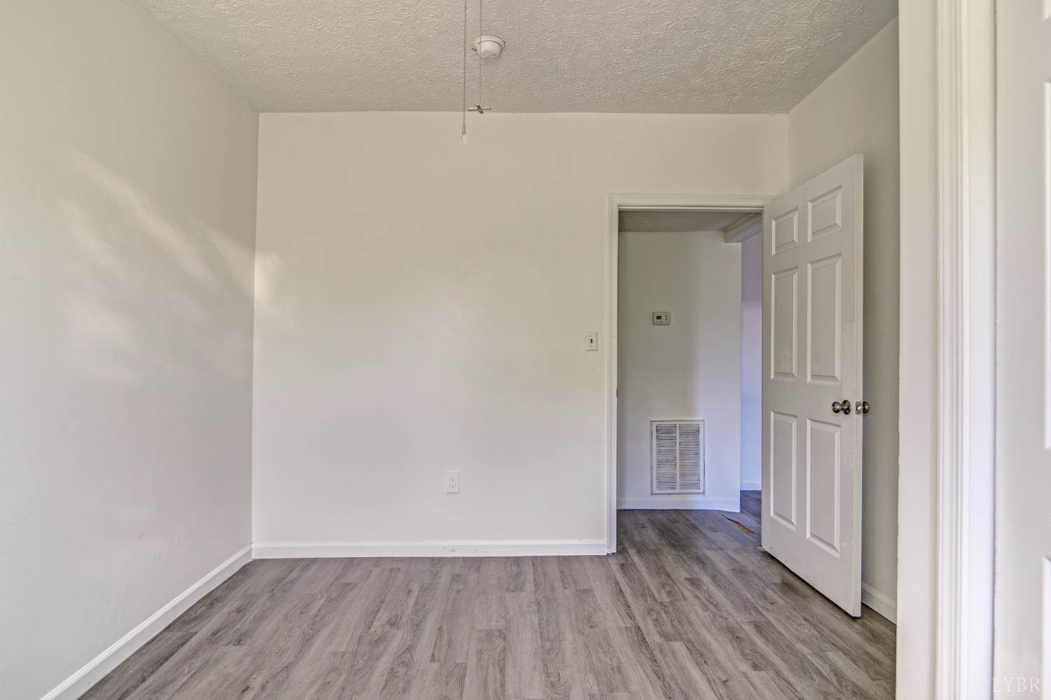 316 Franklin Street, Bedford, VA 24523