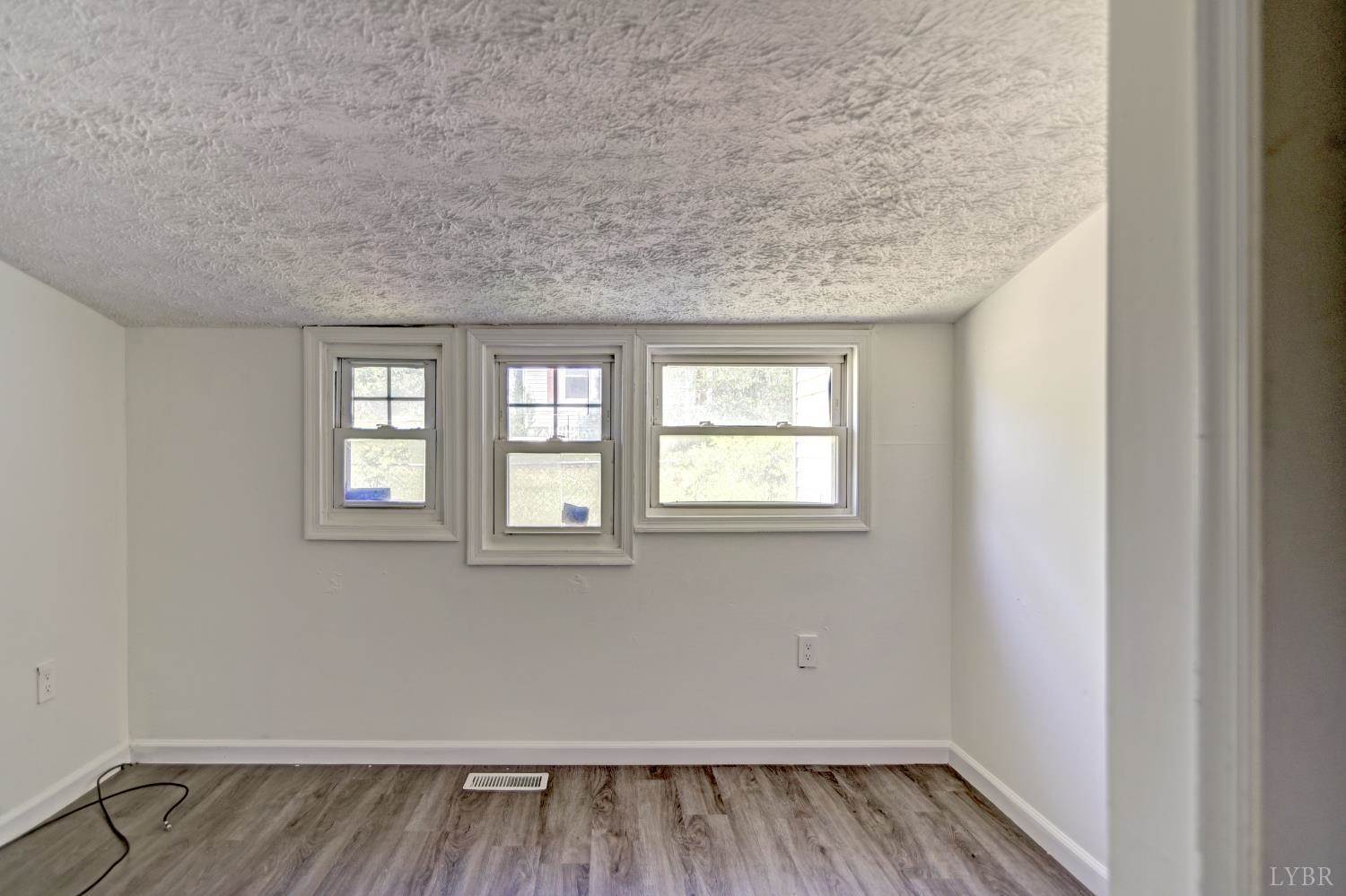 316 Franklin Street, Bedford, VA 24523