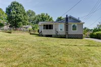 316 Franklin Street, Bedford, VA 24523