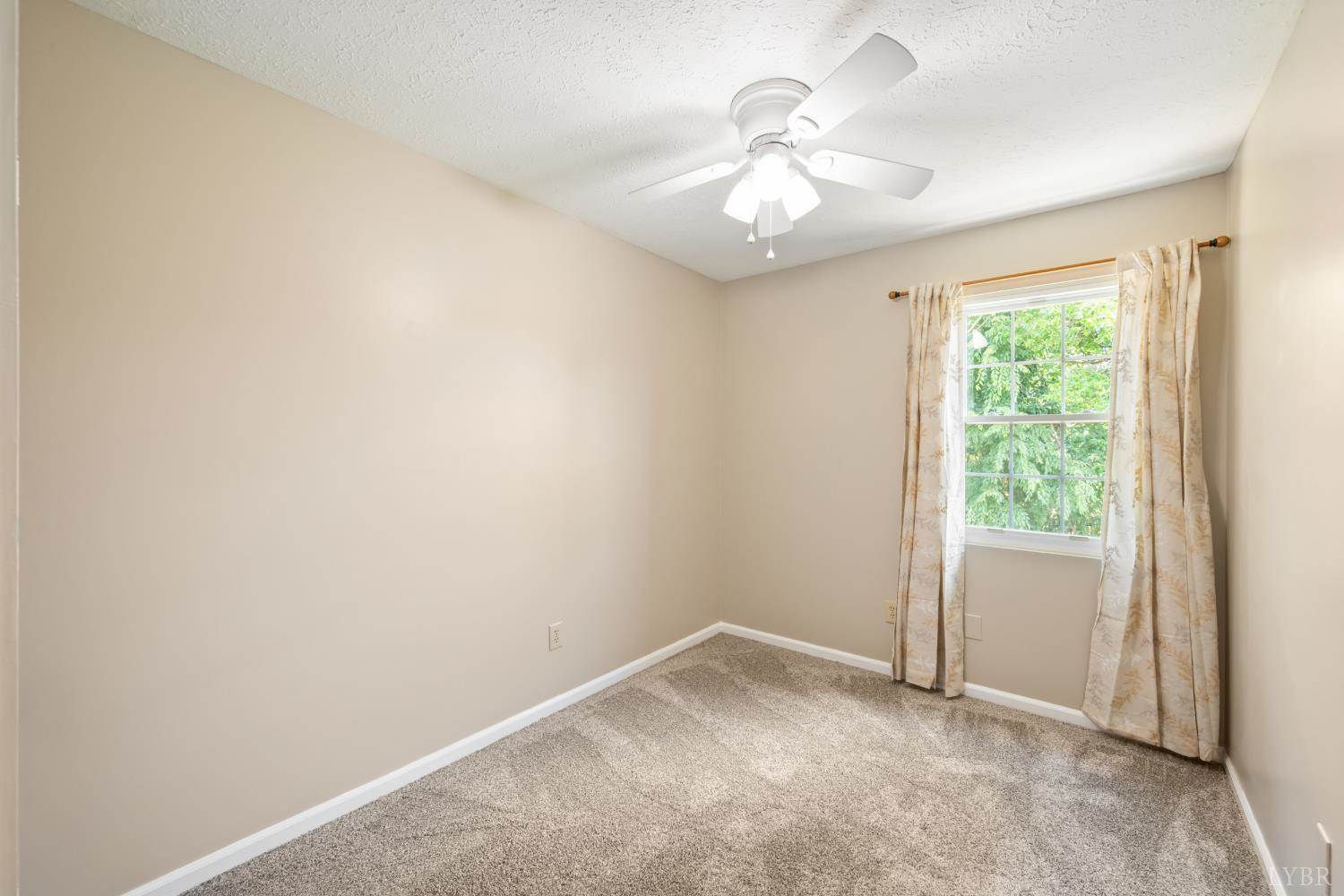 138 Cape Charles Square, Lynchburg, VA 24502