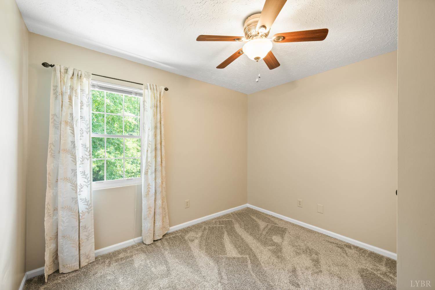 138 Cape Charles Square, Lynchburg, VA 24502