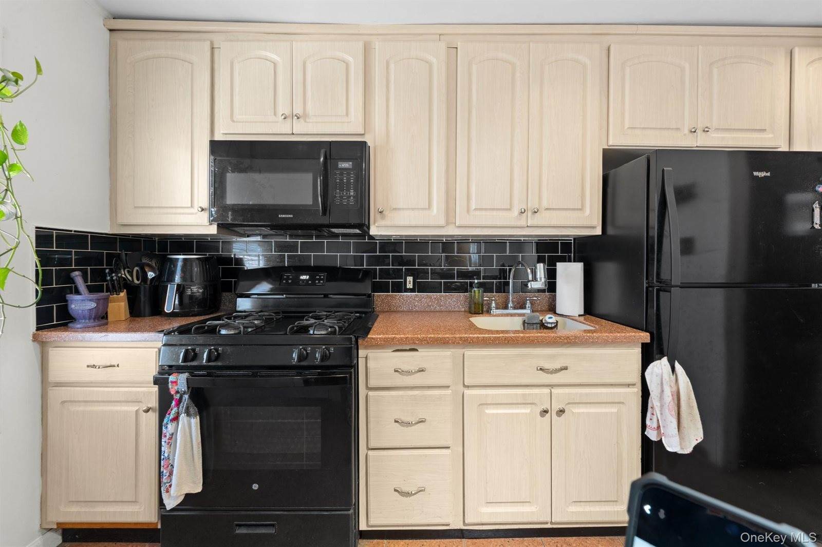 1511 East 51st Street, Brooklyn, NY 11234