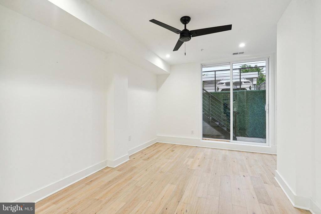 1111 K Street NE, Washington, DC 20002