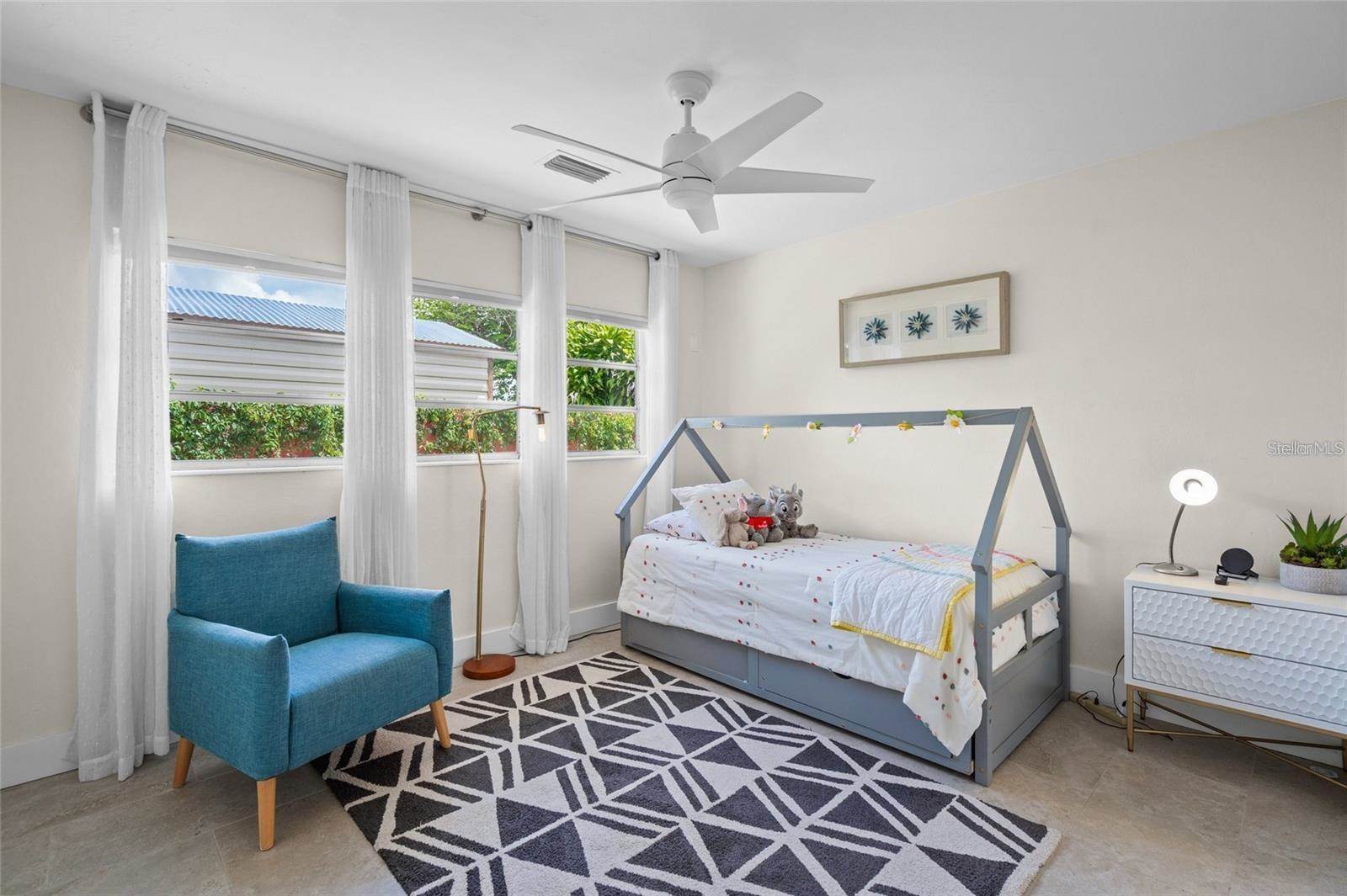 4801 Sarasota Avenue, Sarasota, FL 34234