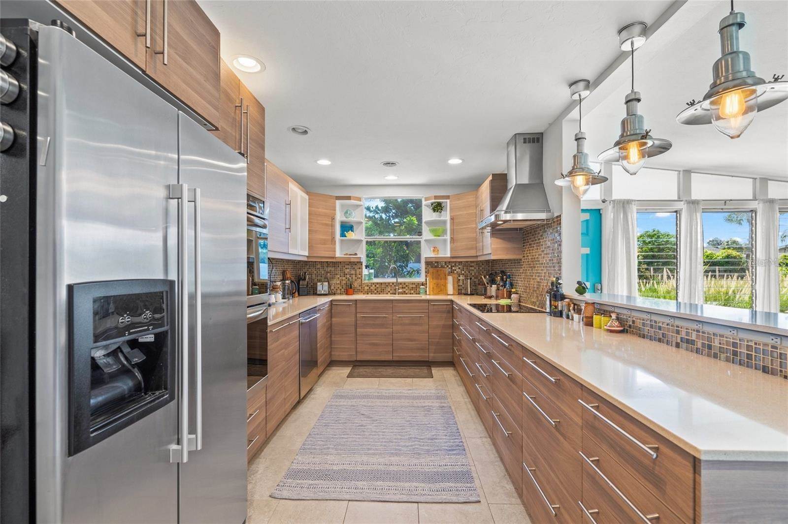 4801 Sarasota Avenue, Sarasota, FL 34234