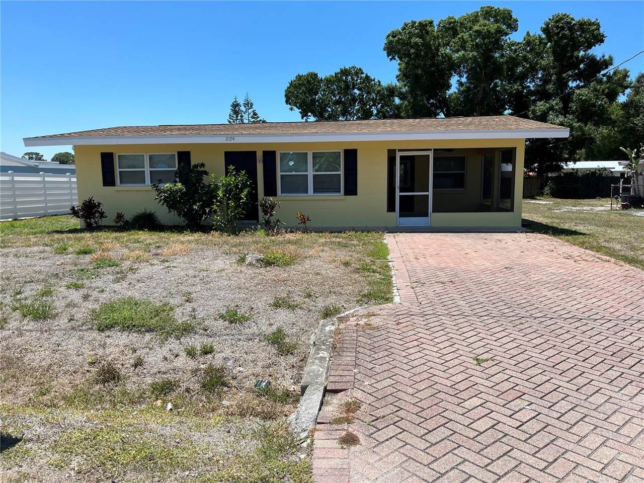 2154 Inner Cass Circle, Sarasota, FL 34231