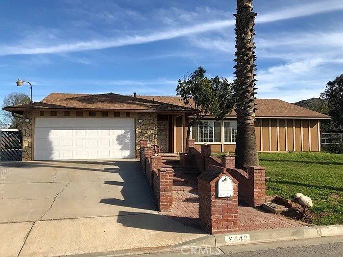 8440 Brookfield, Jurupa Valley, CA 92509
