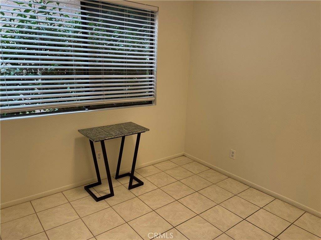 2427 Orange Avenue, Costa Mesa, CA 92627