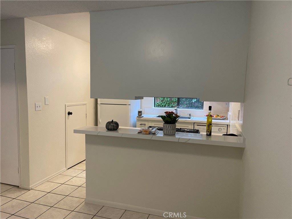 2427 Orange Avenue, Costa Mesa, CA 92627