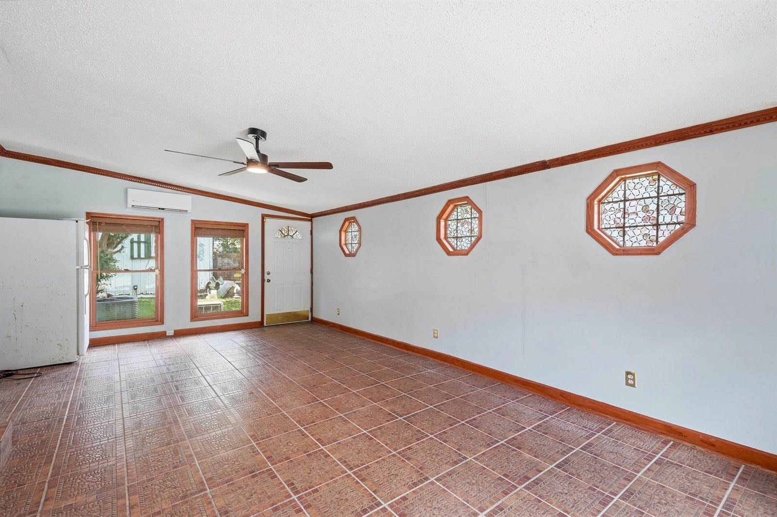 2208 Hare St., Conway, SC 29526