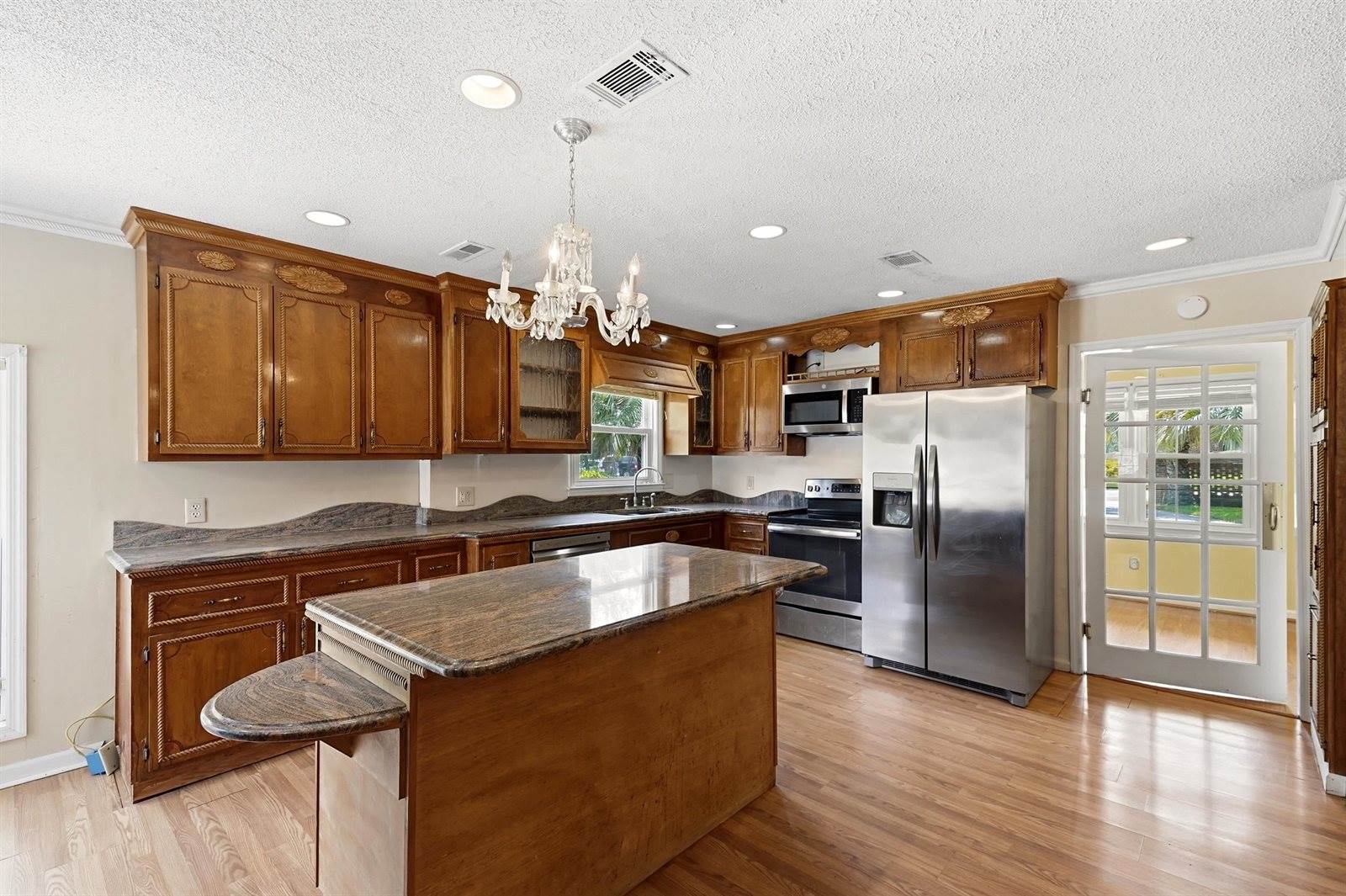 2208 Hare St., Conway, SC 29526
