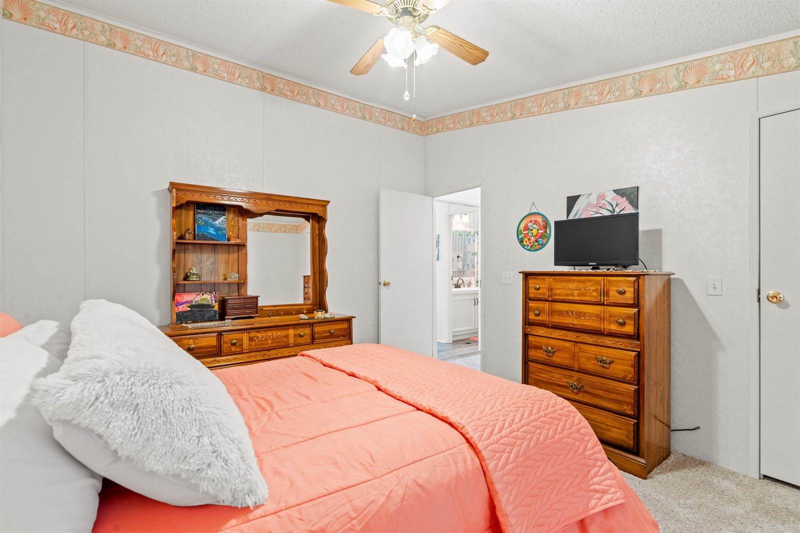 527 Grapevine St., Myrtle Beach, SC 29579