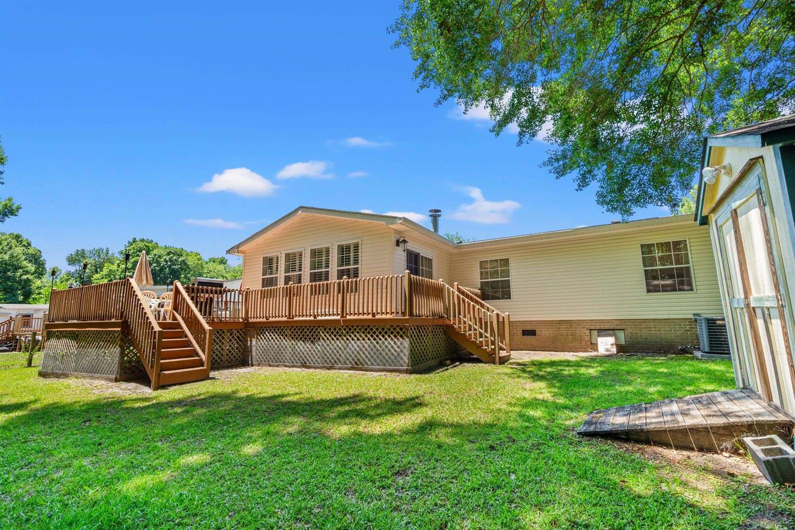 527 Grapevine St., Myrtle Beach, SC 29579
