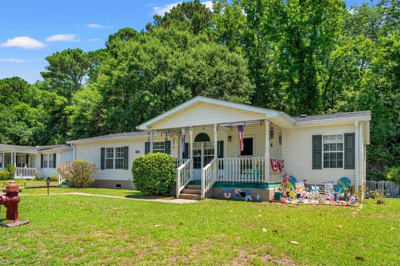 527 Grapevine St., Myrtle Beach, SC 29579
