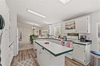 527 Grapevine St., Myrtle Beach, SC 29579