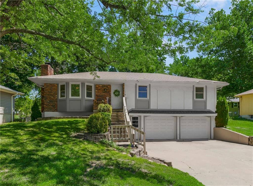 105 Continental Drive, Lansing, KS 66043