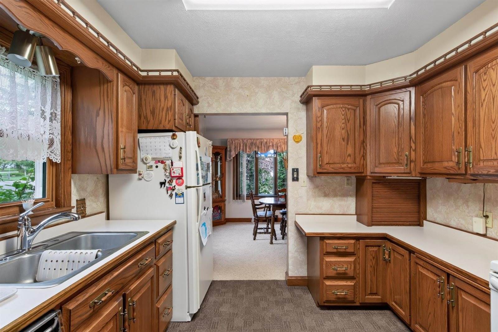 6925 Grotto Avenue, Rudolph, WI 54475