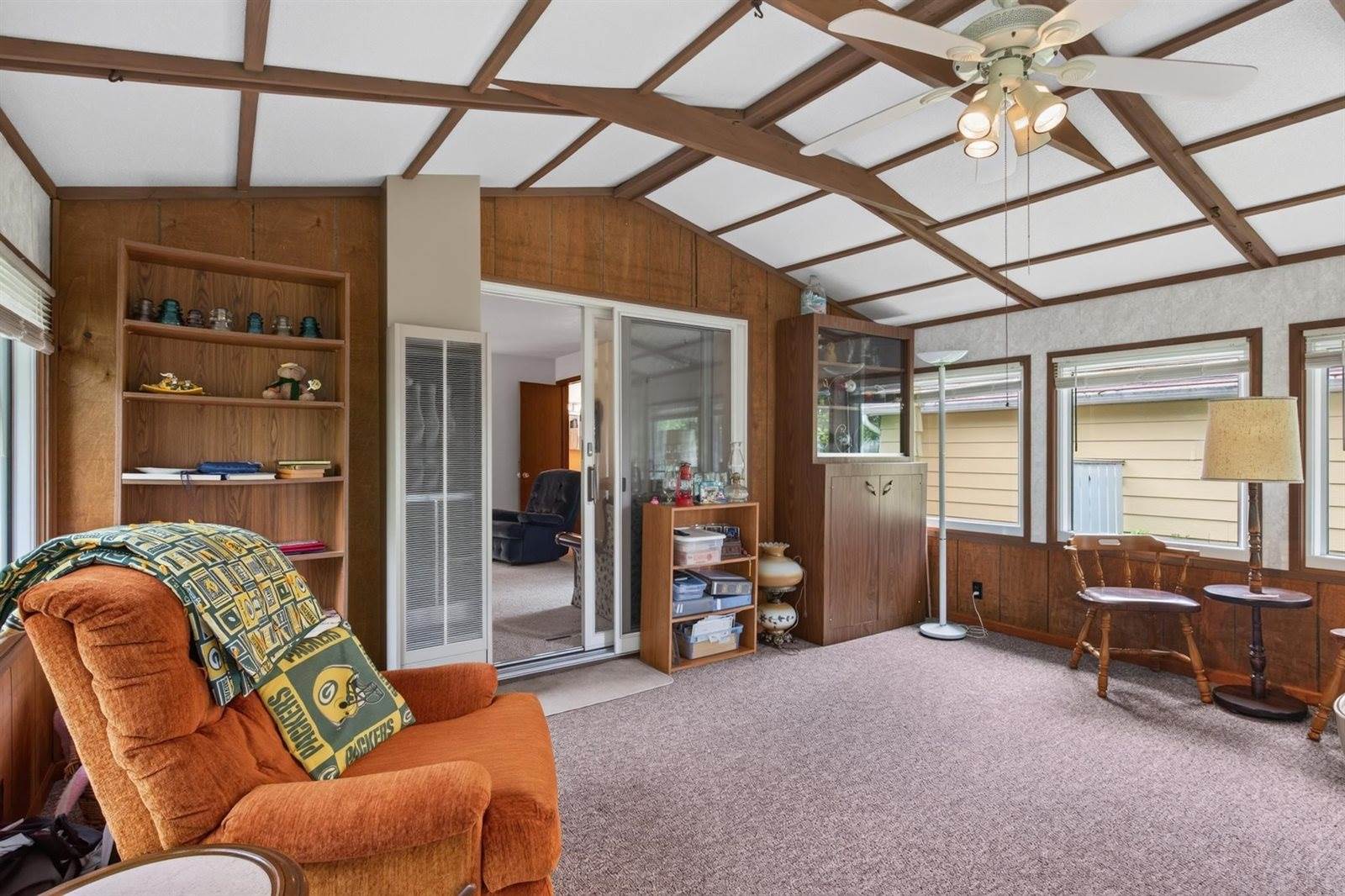 6925 Grotto Avenue, Rudolph, WI 54475