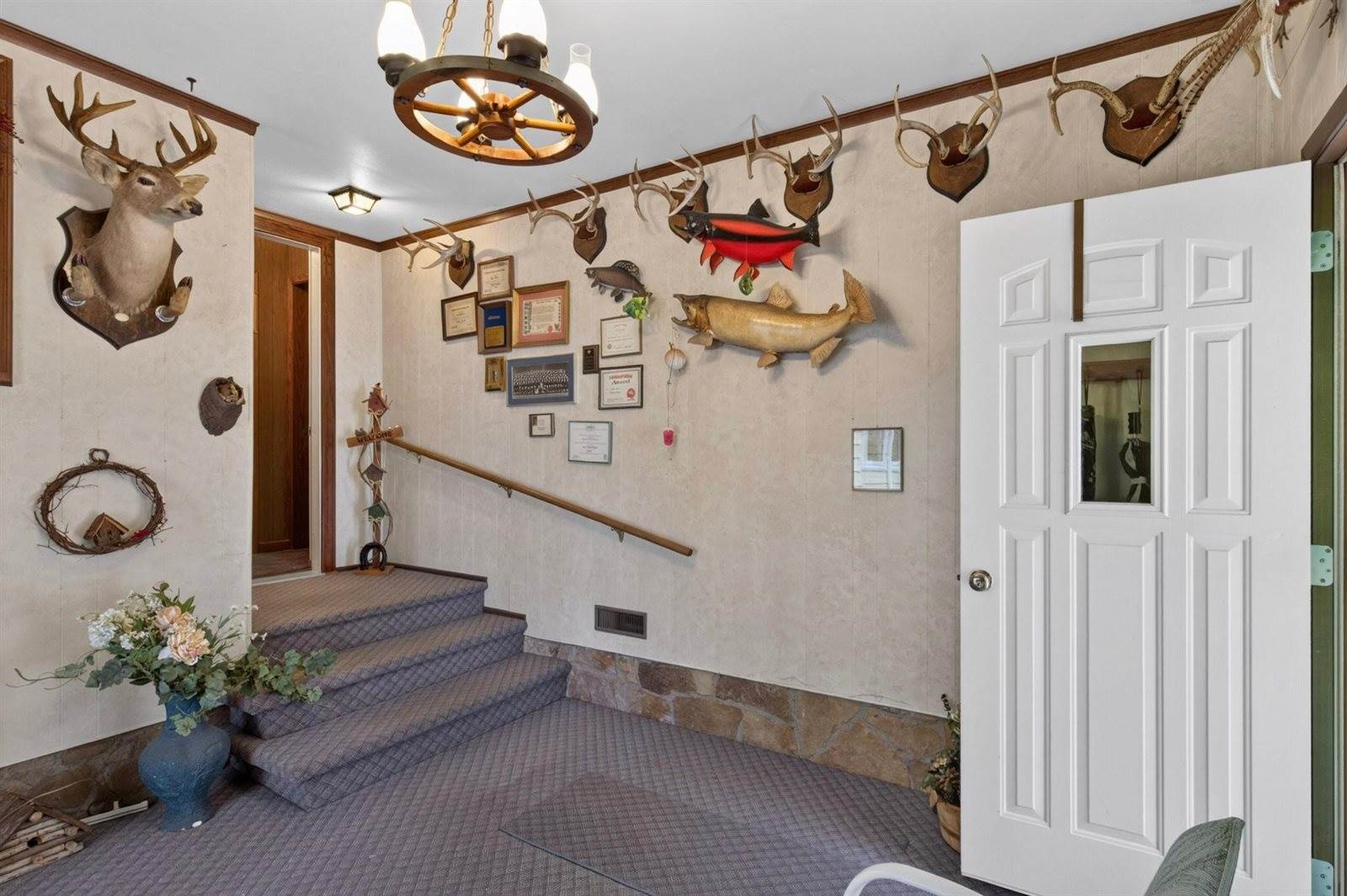 6925 Grotto Avenue, Rudolph, WI 54475