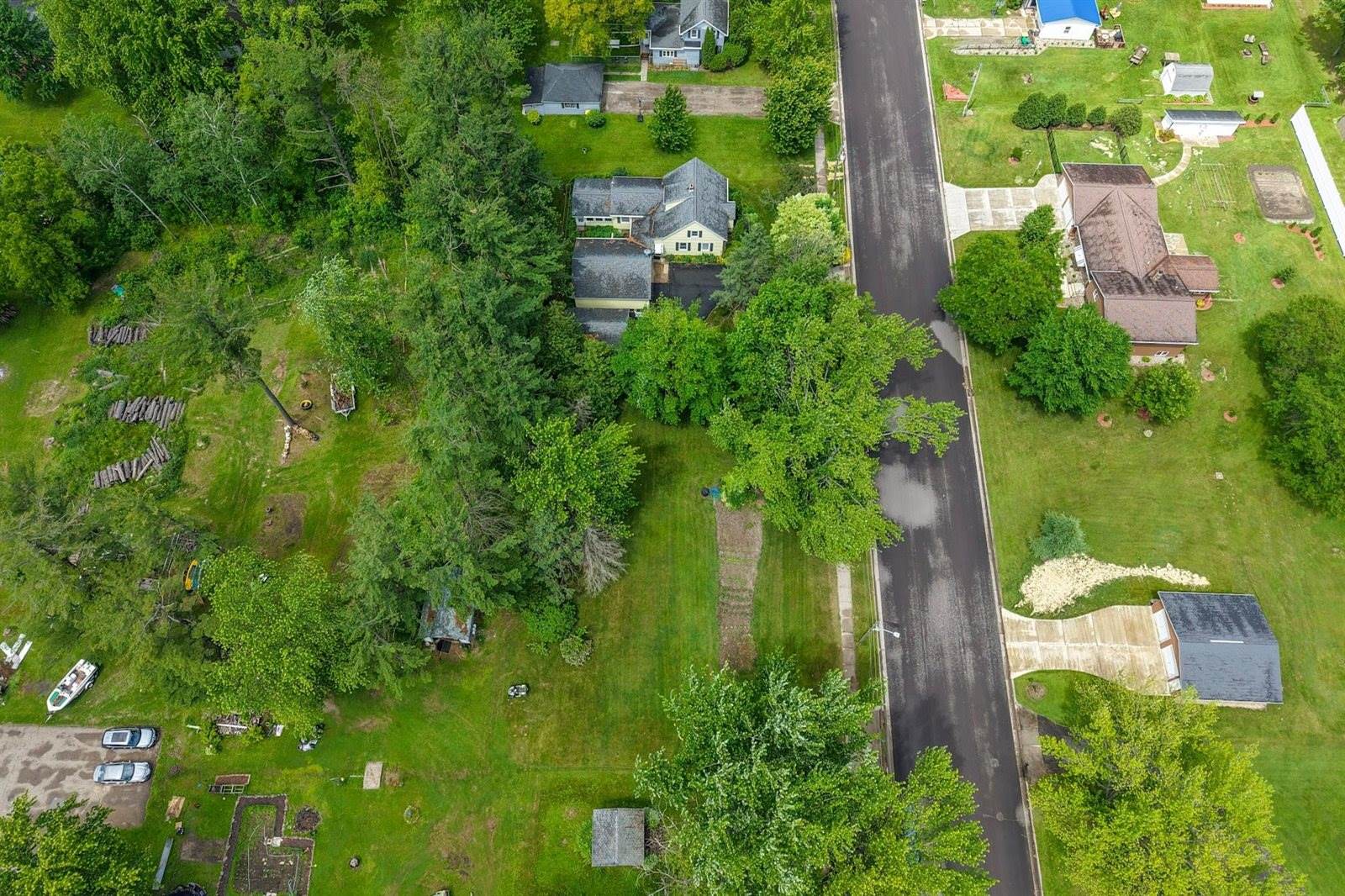 6925 Grotto Avenue, Rudolph, WI 54475