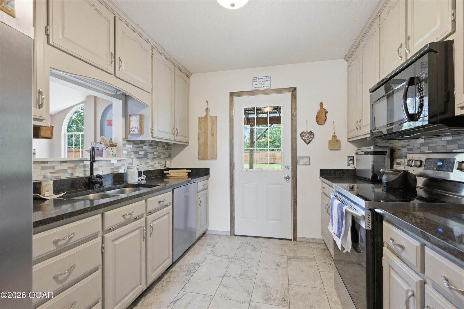 901 East Yuma Street, Joplin, MO 64801