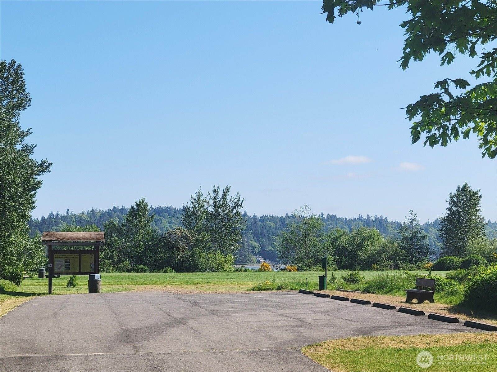 111 NE Briggadun Drive, Belfair, WA 98528