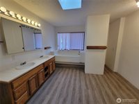 111 NE Briggadun Drive, Belfair, WA 98528