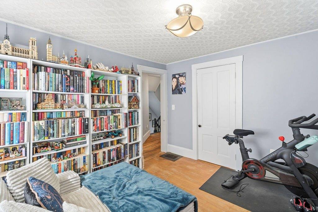 74 Webster Avenue, Bangor, ME 04401