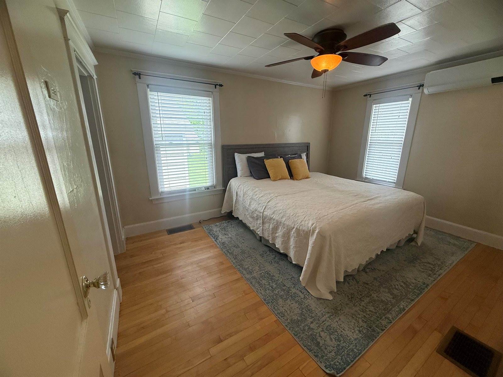 164 7th Street, Bangor, ME 04401