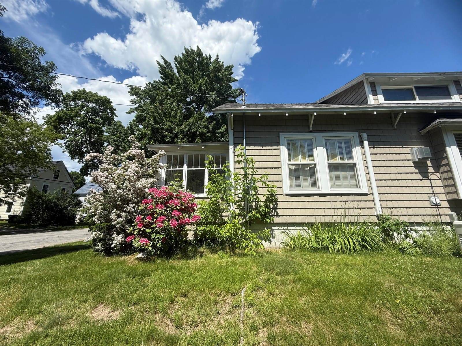 164 7th Street, Bangor, ME 04401