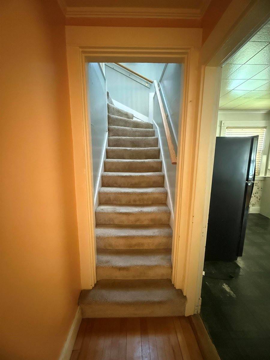 164 7th Street, Bangor, ME 04401