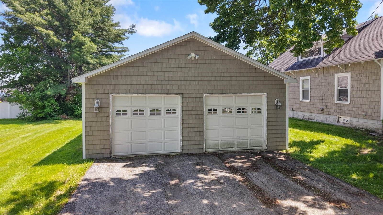 164 7th Street, Bangor, ME 04401
