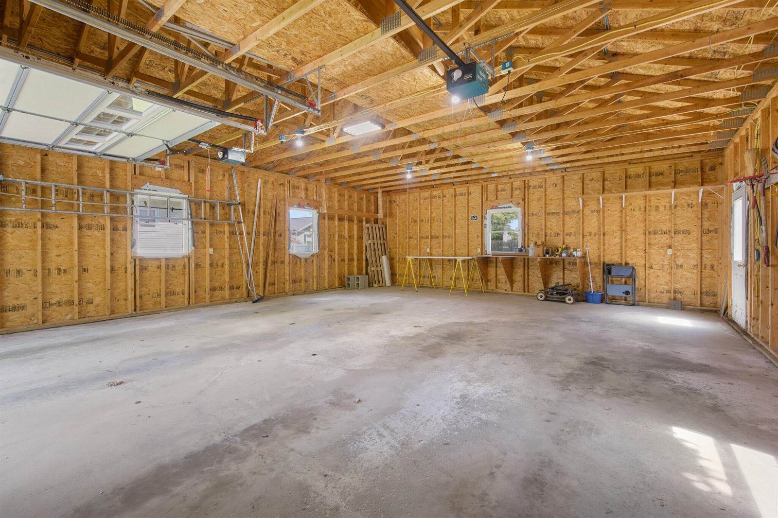 164 7th Street, Bangor, ME 04401