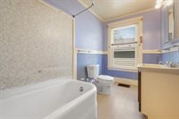 164 7th Street, Bangor, ME 04401